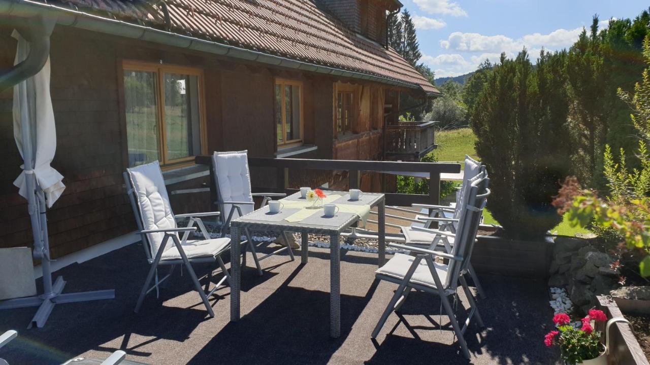 Ferienwohnung Hitz Hinterzarten Buitenkant foto